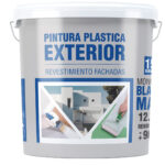 8876 Pintura plástica SPSIL para exterior en 12.5 kg, resistente y duradera para fachadas, techos y paredes. Ideal para todo tipo de superficies exteriores.
